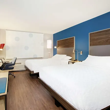 Tru By Hilton Audubon Valley Forge Hotel Exterior photo